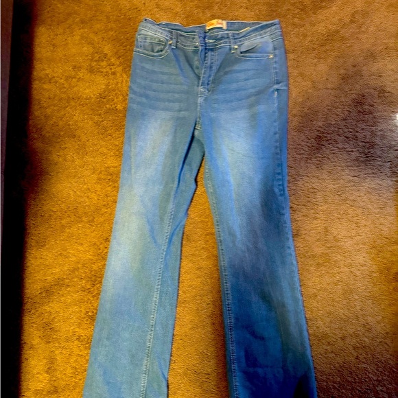 Fashion Nova Denim - Stretch Boot Cut jeans